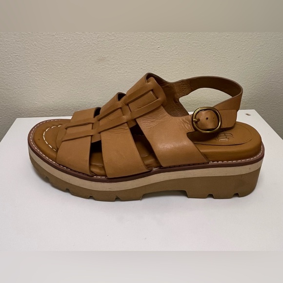 Sofft Women's Patrina platform leather sandals, Tan, Size 8 - Picture 6 of 9